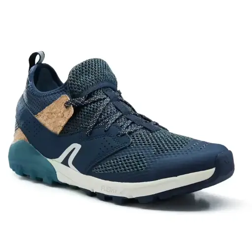 [2835620] Chaussures respirantes de marche 